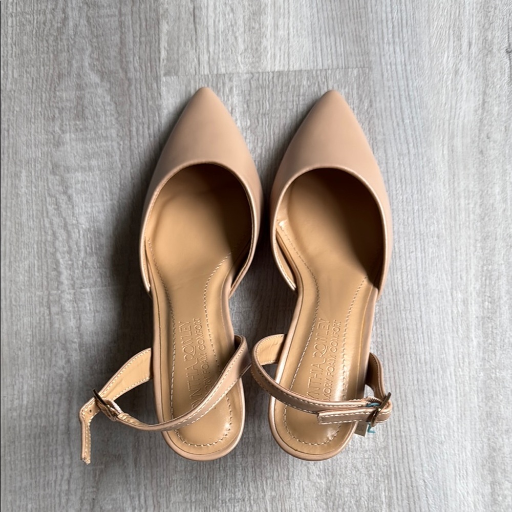 Cynthia Rowley Tan Heels with Sleek Design